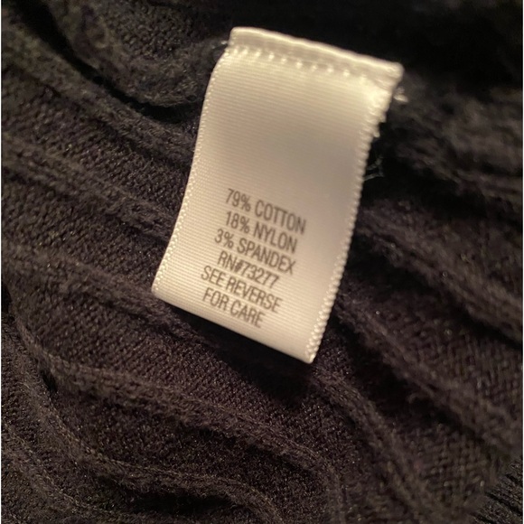 Croft&Barrow women’s XL black ribbed sweater 3/4 length sleeves. Gently used 🖤 - Picture 9 of 9